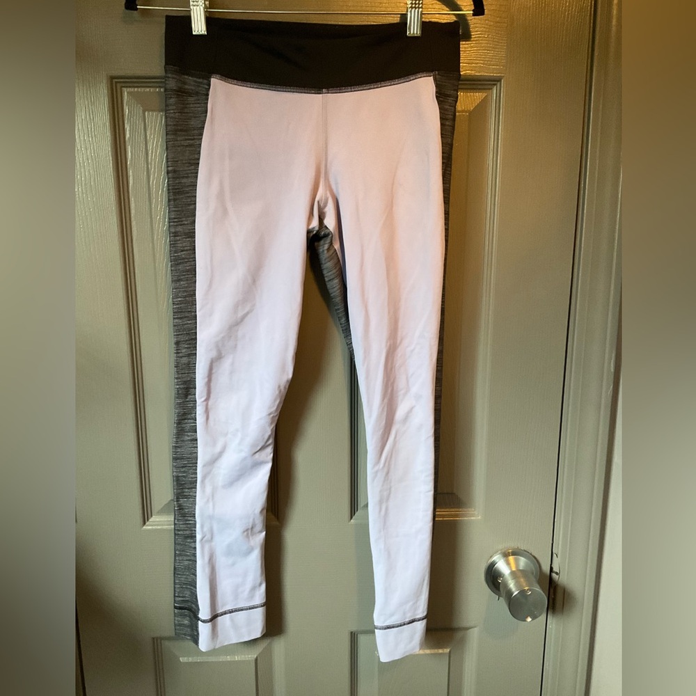 Lululemon size 6 lavender and black leggings